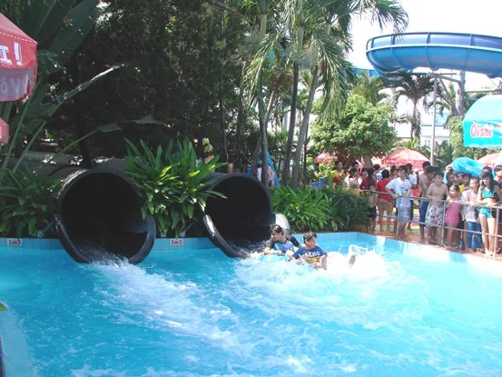 Máng trượt Black Thunder 8